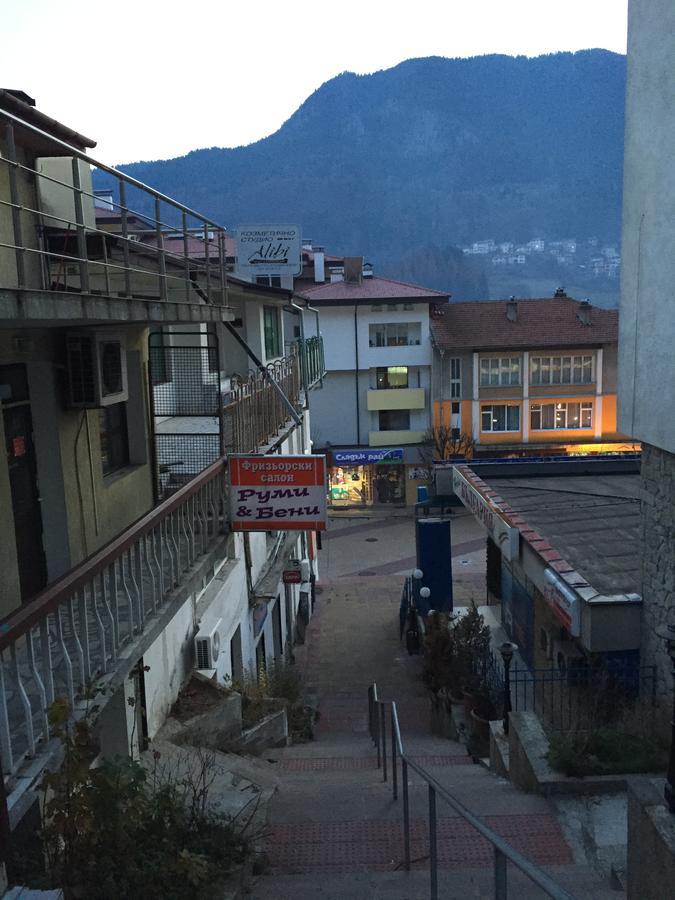 Guest Apartment Monarch Smolyan Exterior foto